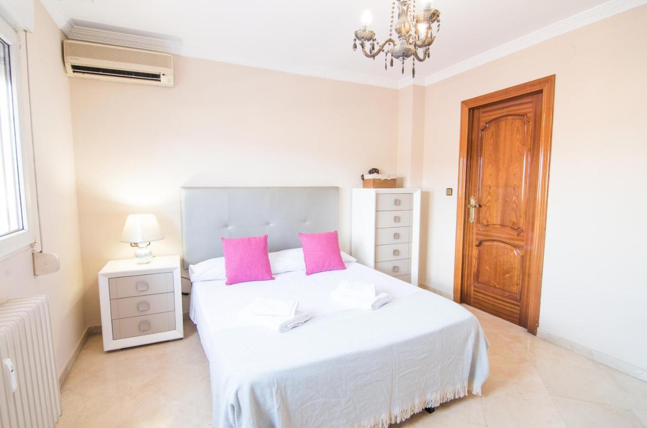 Lope De Vega Apartment Granada Bagian luar foto